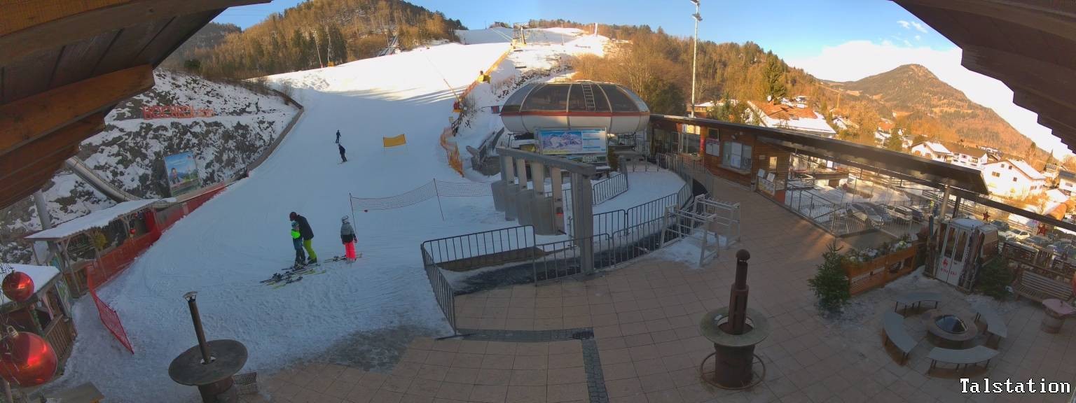 Archiv Foto Webcam Skigebiet Oberaudorf Hocheck: Talstation