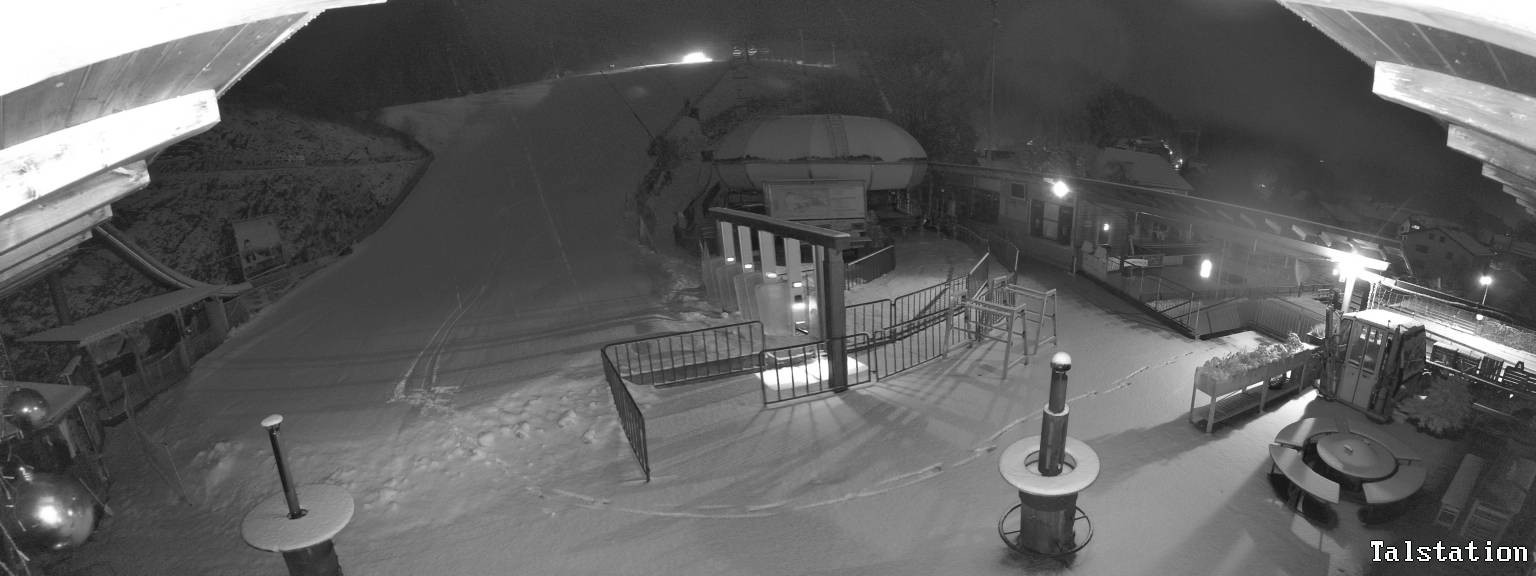 Archiv Foto Webcam Skigebiet Oberaudorf Hocheck: Talstation