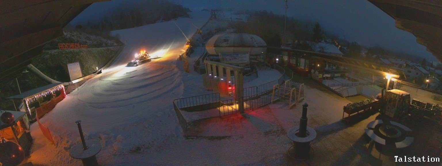 Archiv Foto Webcam Skigebiet Oberaudorf Hocheck: Talstation