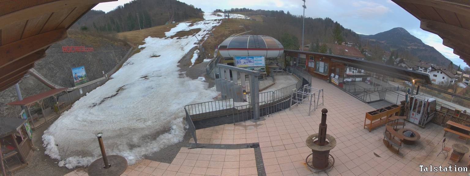 Archiv Foto Webcam Skigebiet Oberaudorf Hocheck: Talstation