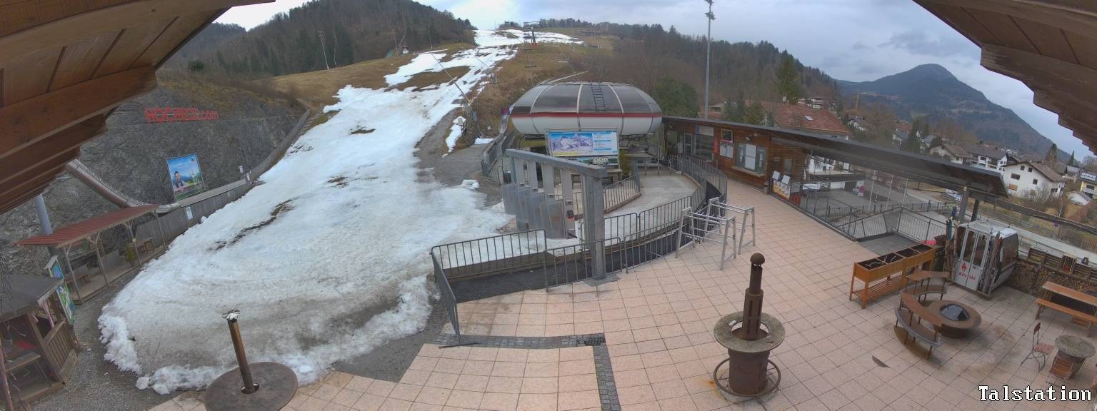 Archiv Foto Webcam Skigebiet Oberaudorf Hocheck: Talstation