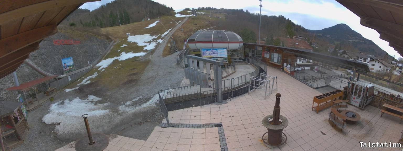 Archiv Foto Webcam Skigebiet Oberaudorf Hocheck: Talstation