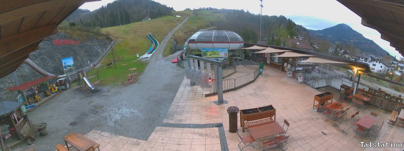 Archiv Foto Webcam Skigebiet Oberaudorf Hocheck: Talstation