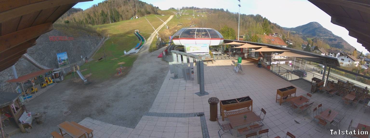 Archiv Foto Webcam Skigebiet Oberaudorf Hocheck: Talstation
