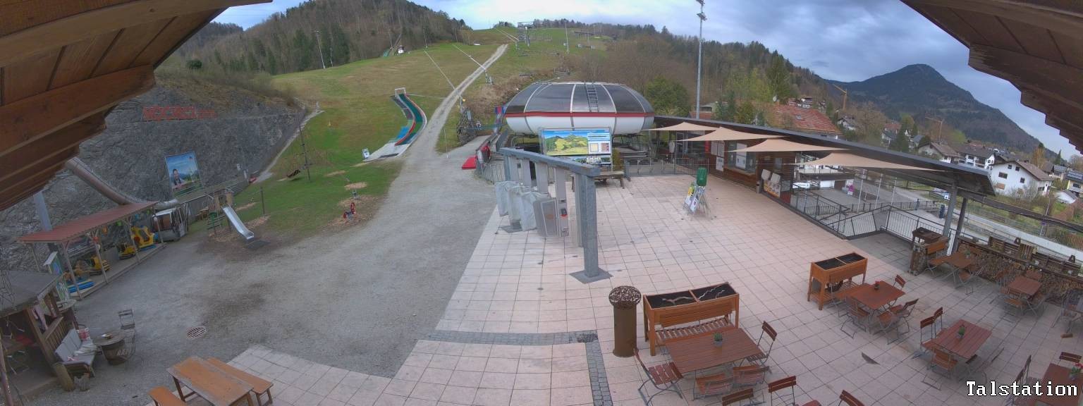 Archiv Foto Webcam Skigebiet Oberaudorf Hocheck: Talstation