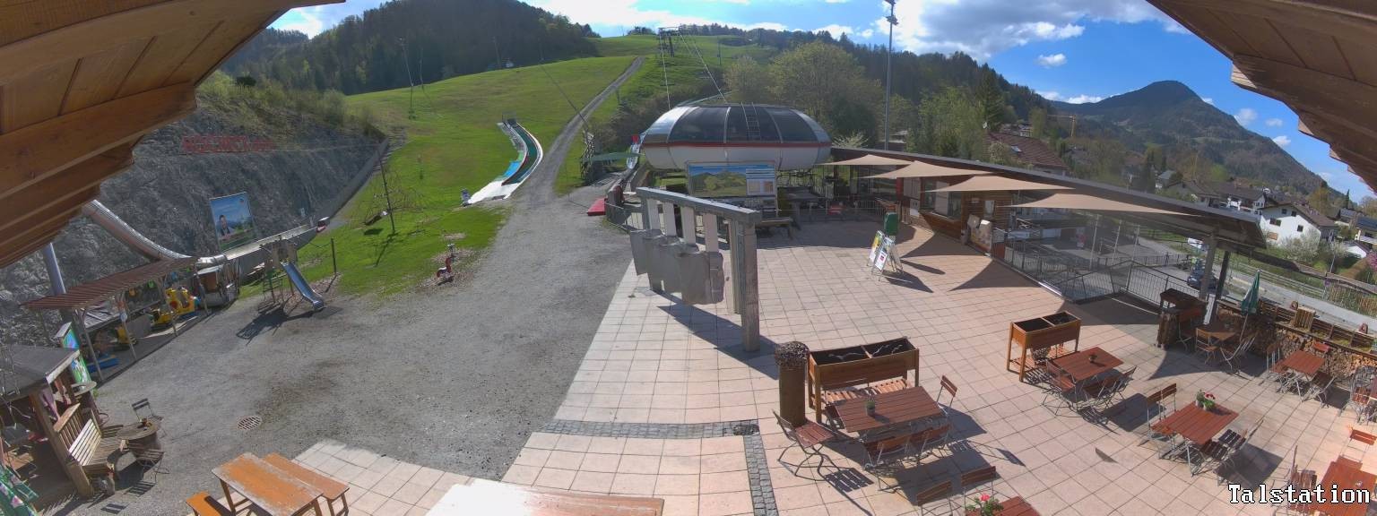 Archiv Foto Webcam Skigebiet Oberaudorf Hocheck: Talstation