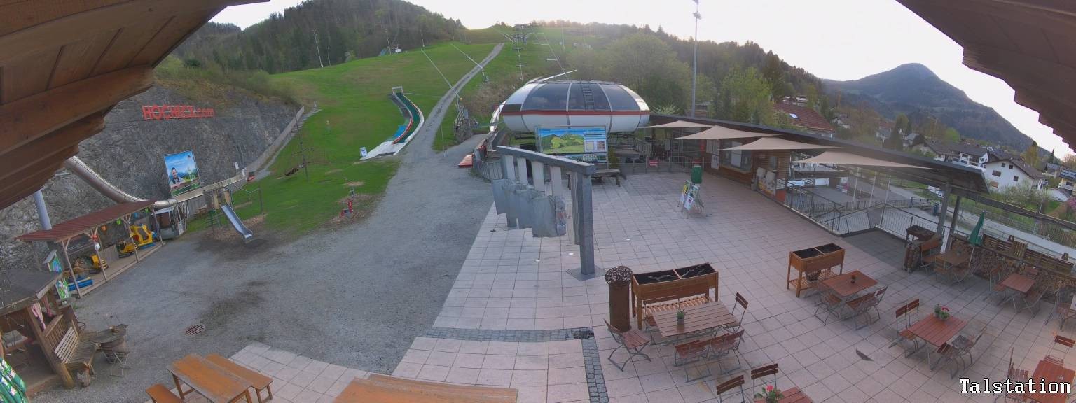 Archiv Foto Webcam Skigebiet Oberaudorf Hocheck: Talstation