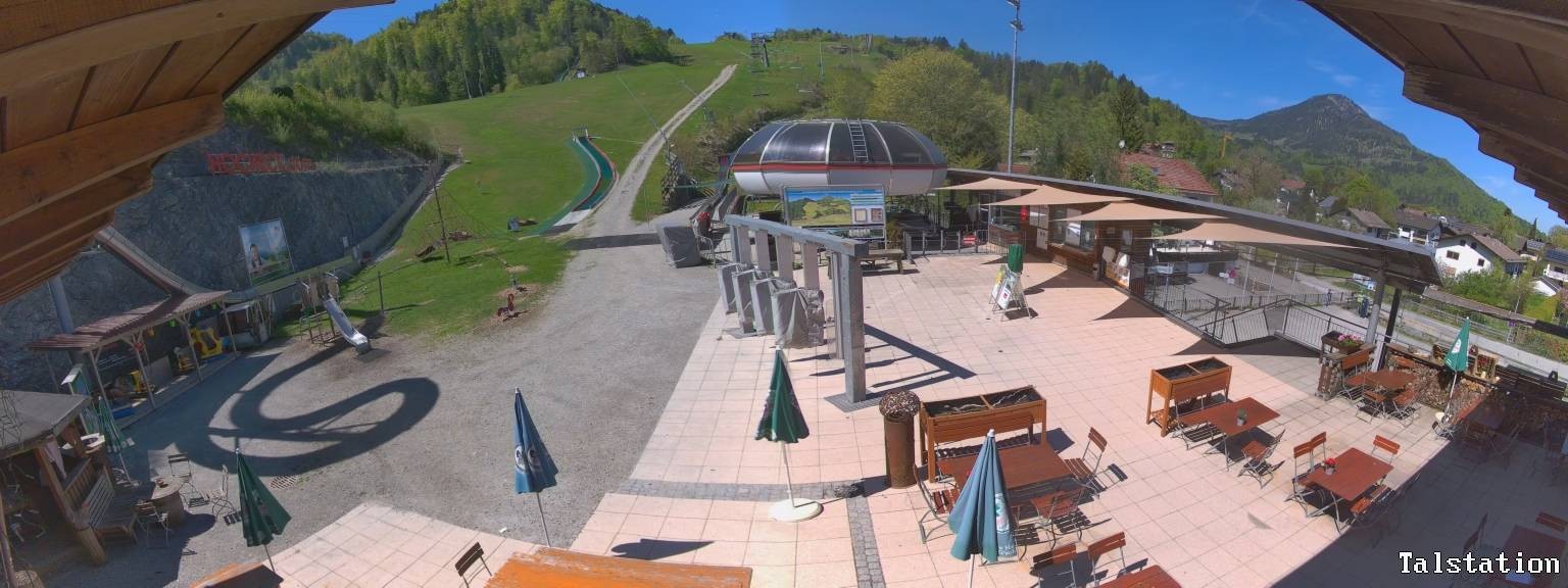 Archiv Foto Webcam Skigebiet Oberaudorf Hocheck: Talstation