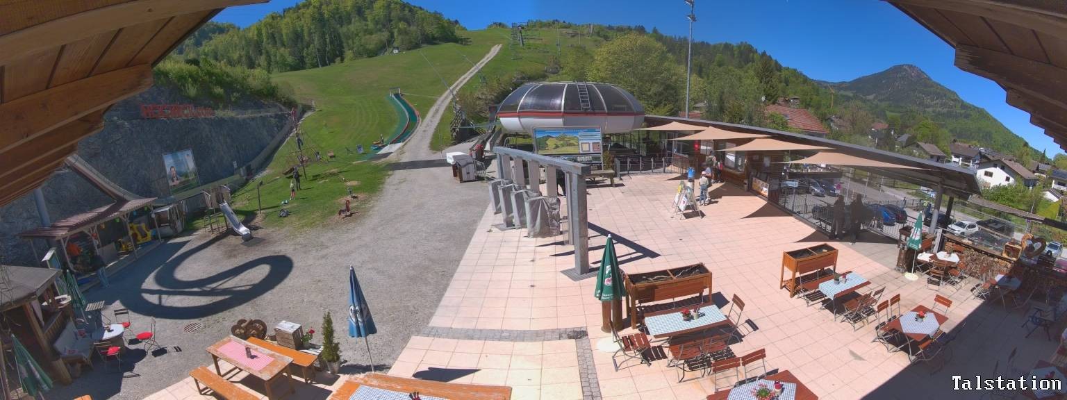 Archiv Foto Webcam Skigebiet Oberaudorf Hocheck: Talstation