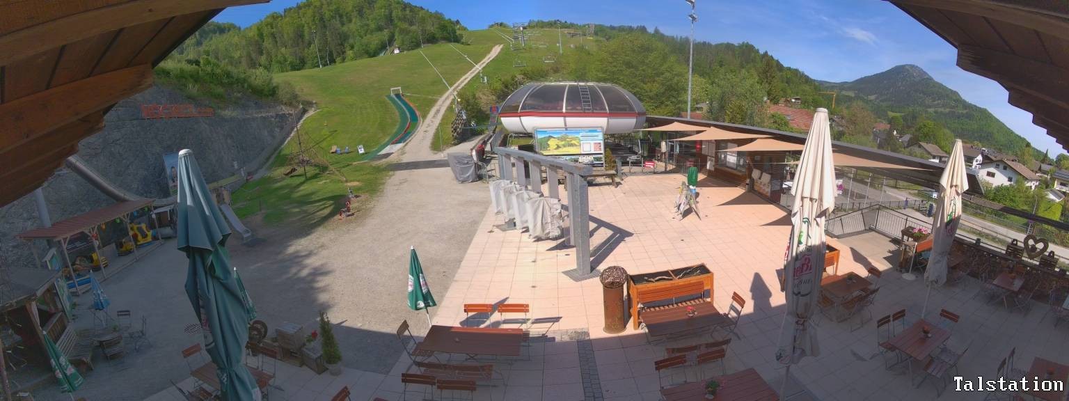 Archiv Foto Webcam Skigebiet Oberaudorf Hocheck: Talstation