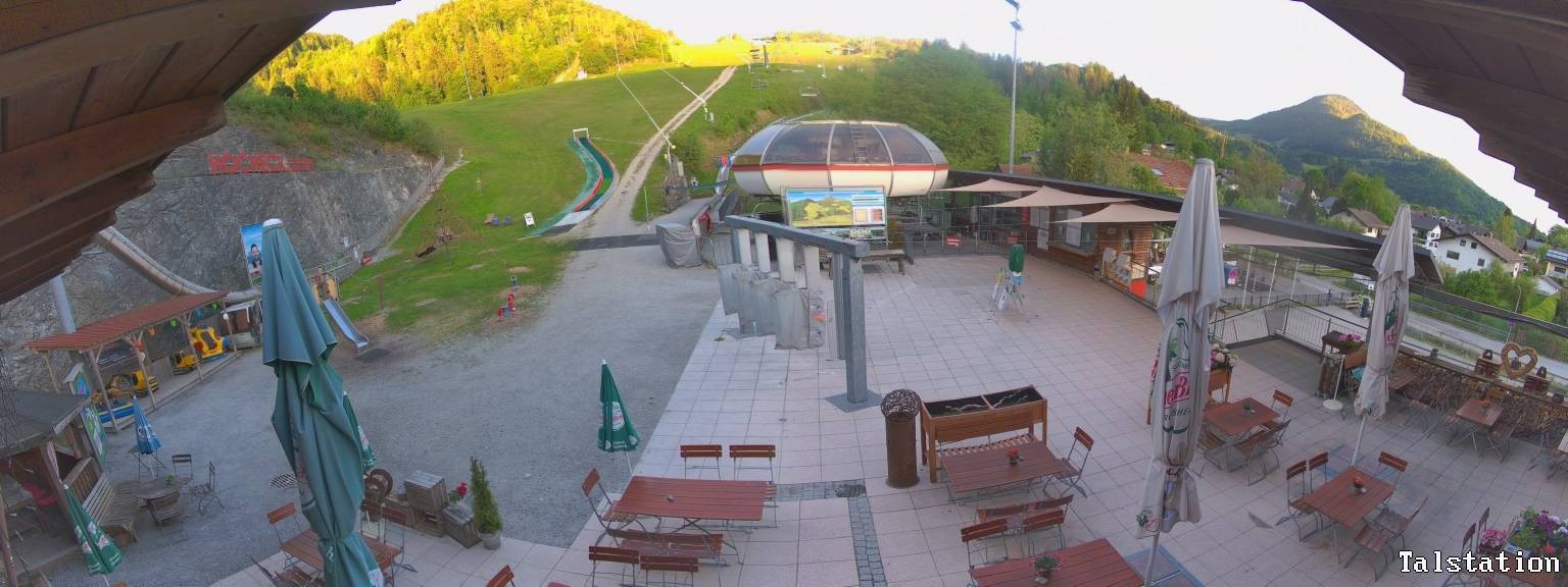 Archiv Foto Webcam Skigebiet Oberaudorf Hocheck: Talstation