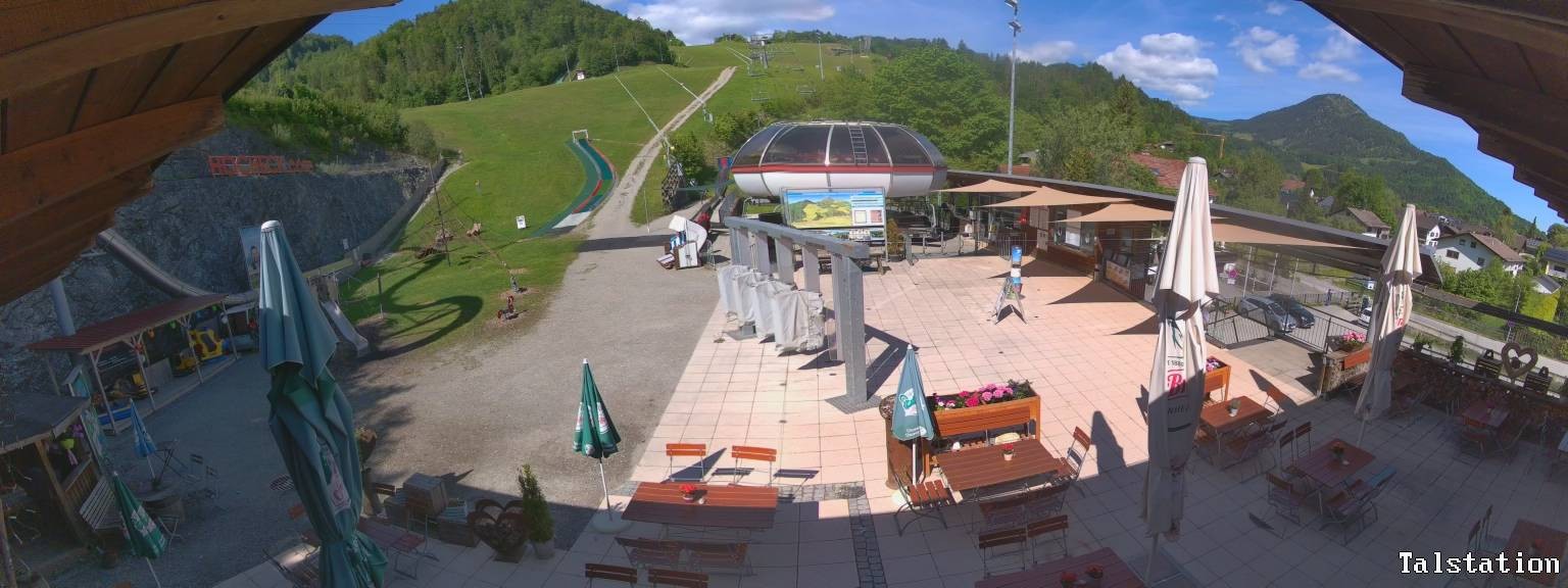 Archiv Foto Webcam Skigebiet Oberaudorf Hocheck: Talstation