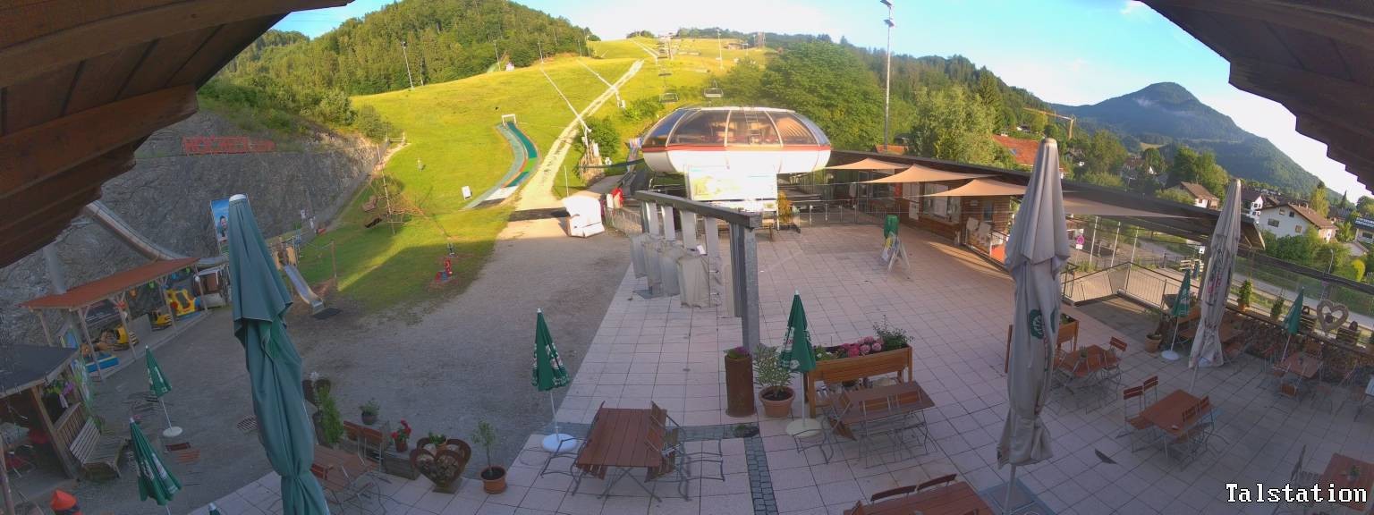 Archiv Foto Webcam Skigebiet Oberaudorf Hocheck: Talstation