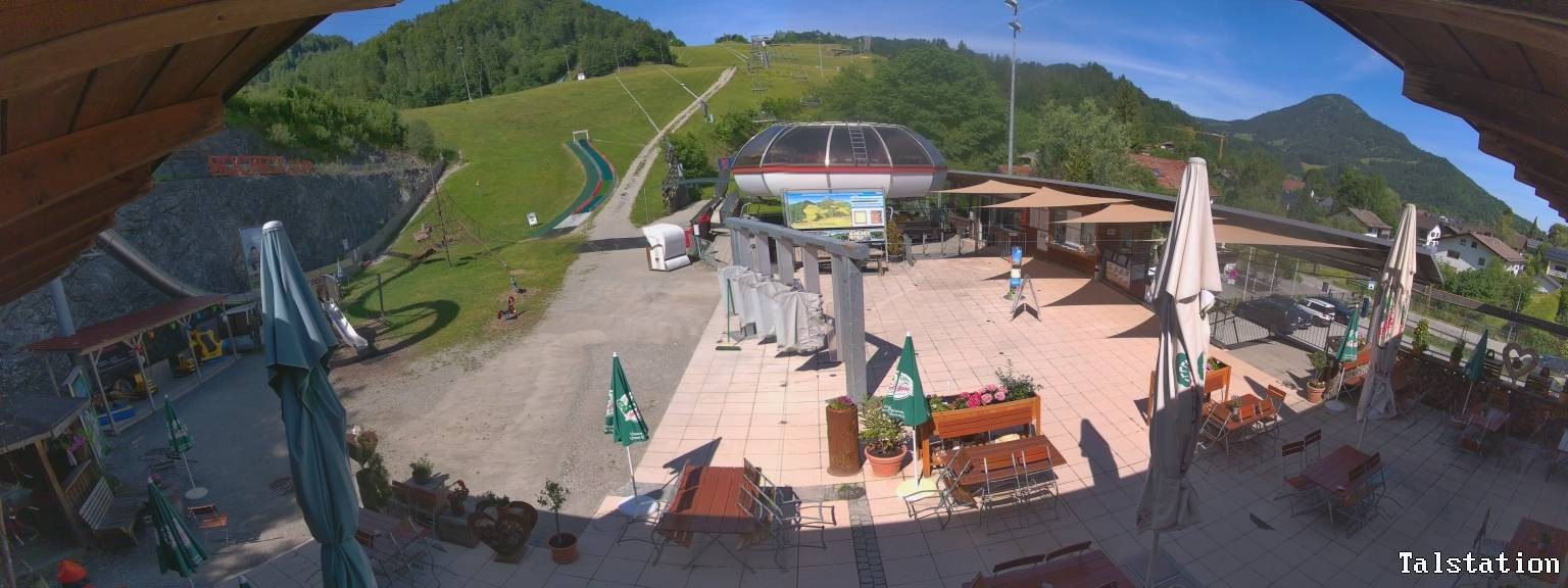 Archiv Foto Webcam Skigebiet Oberaudorf Hocheck: Talstation