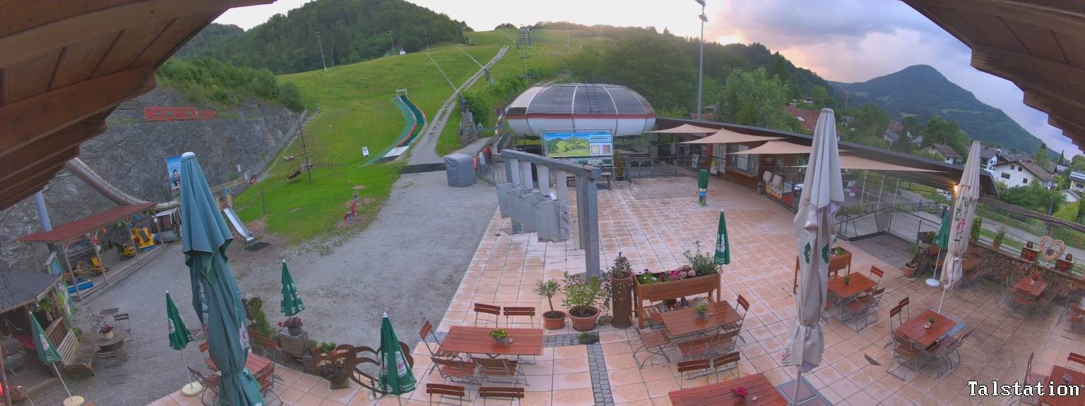 Archiv Foto Webcam Skigebiet Oberaudorf Hocheck: Talstation
