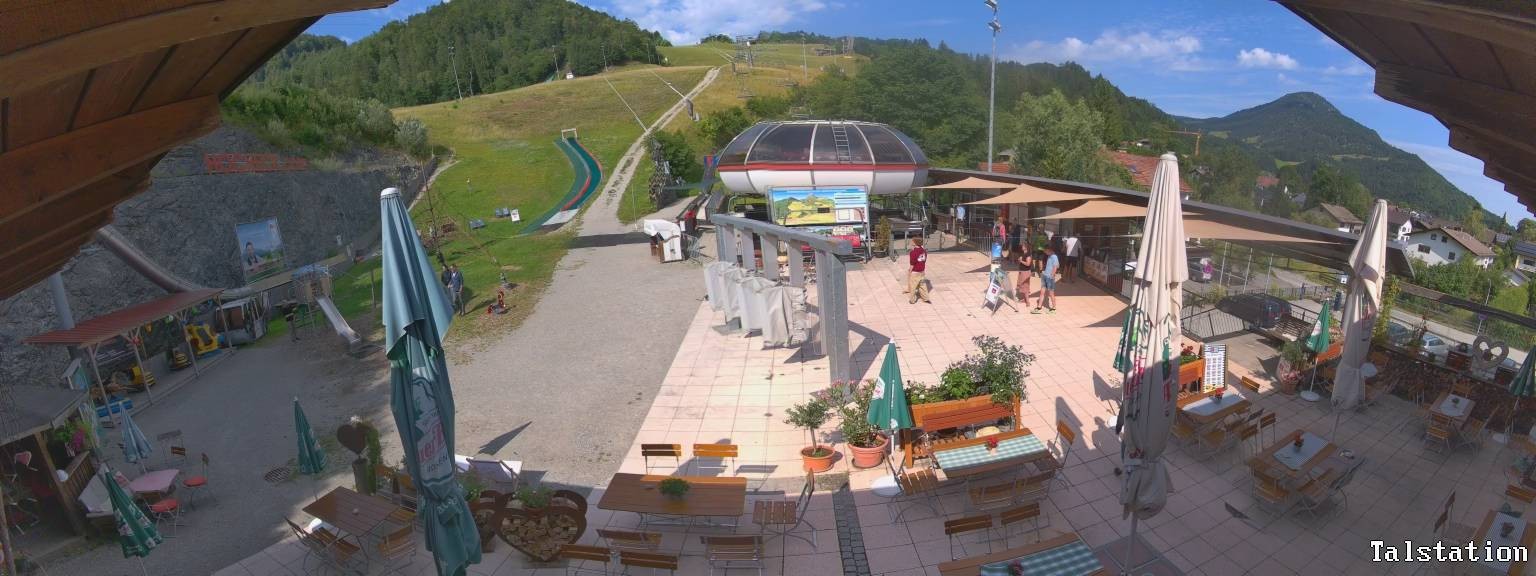 Archiv Foto Webcam Skigebiet Oberaudorf Hocheck: Talstation