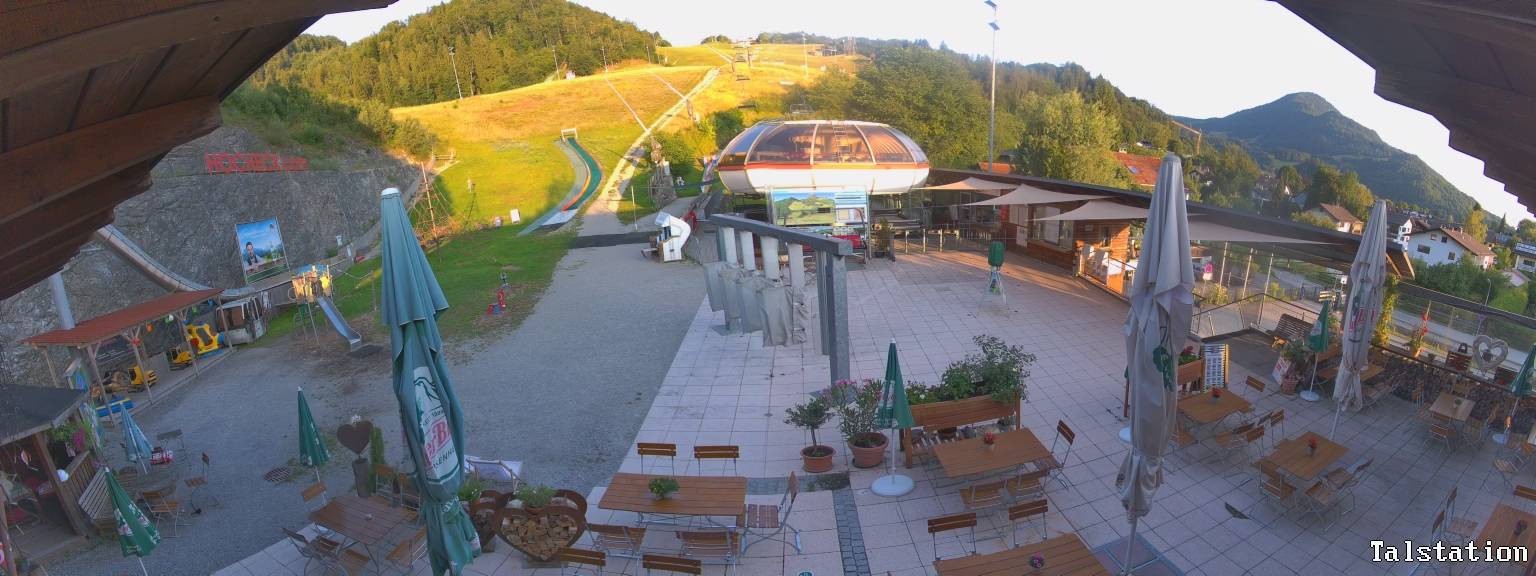 Archiv Foto Webcam Skigebiet Oberaudorf Hocheck: Talstation