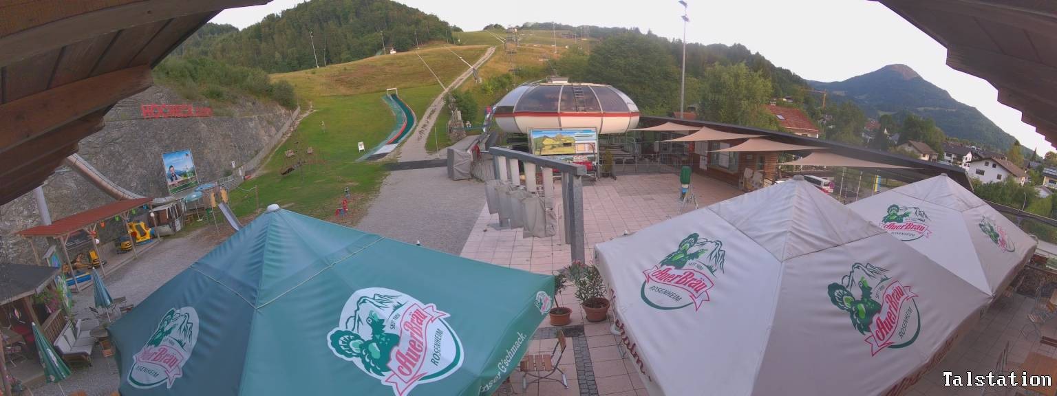 Archived image Webcam Oberaudorf Hocheck ski resort: base station