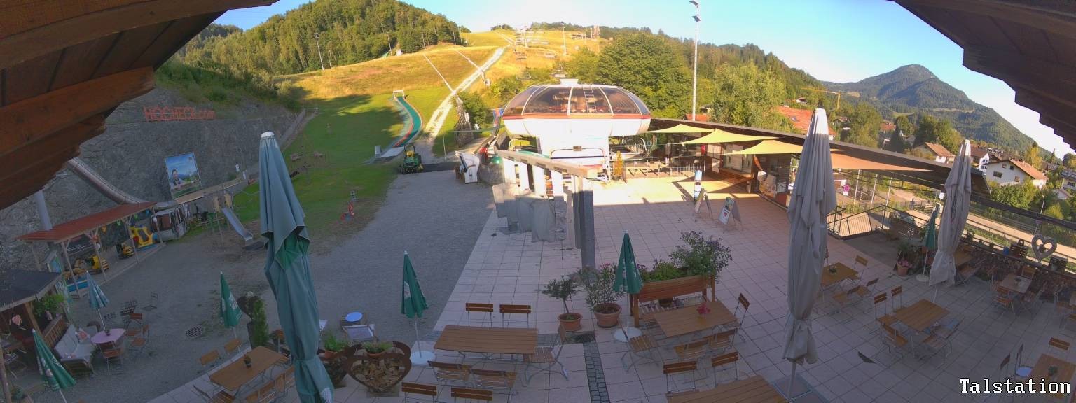 Archiv Foto Webcam Skigebiet Oberaudorf Hocheck: Talstation