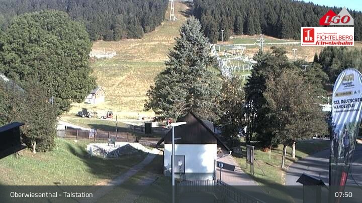 Archived image Webcam Oberwiesenthal - View of Fichtelberg Mountain