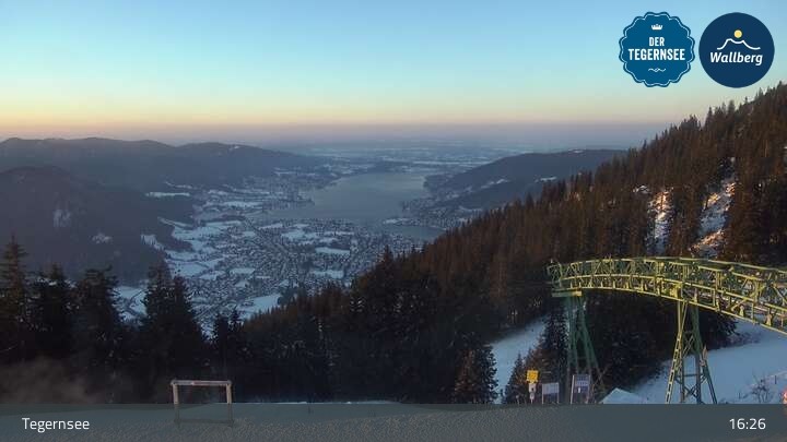 Archiv Foto Webcam Bergstation am Wallberg auf 1620 Meter