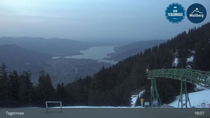 Archiv Foto Webcam Bergstation am Wallberg auf 1620 Meter