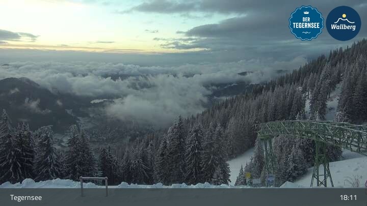 Archiv Foto Webcam Bergstation am Wallberg auf 1620 Meter