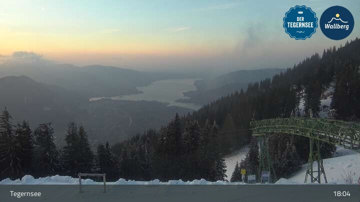 Archiv Foto Webcam Bergstation am Wallberg auf 1620 Meter