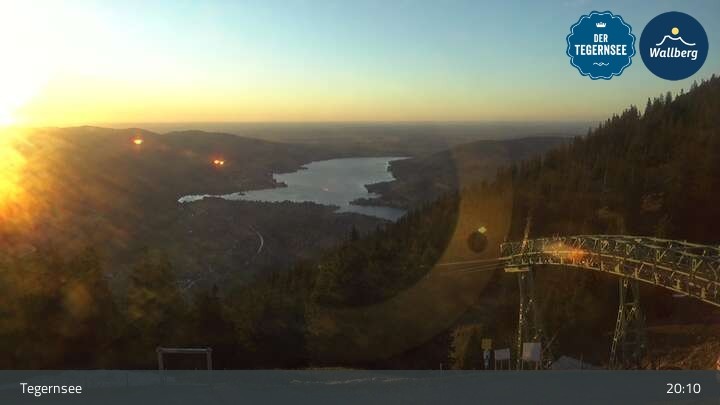 Archiv Foto Webcam Bergstation am Wallberg auf 1620 Meter