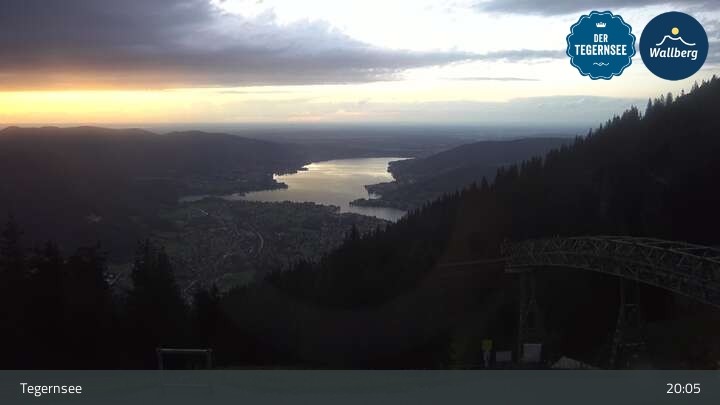 Archiv Foto Webcam Bergstation am Wallberg auf 1620 Meter