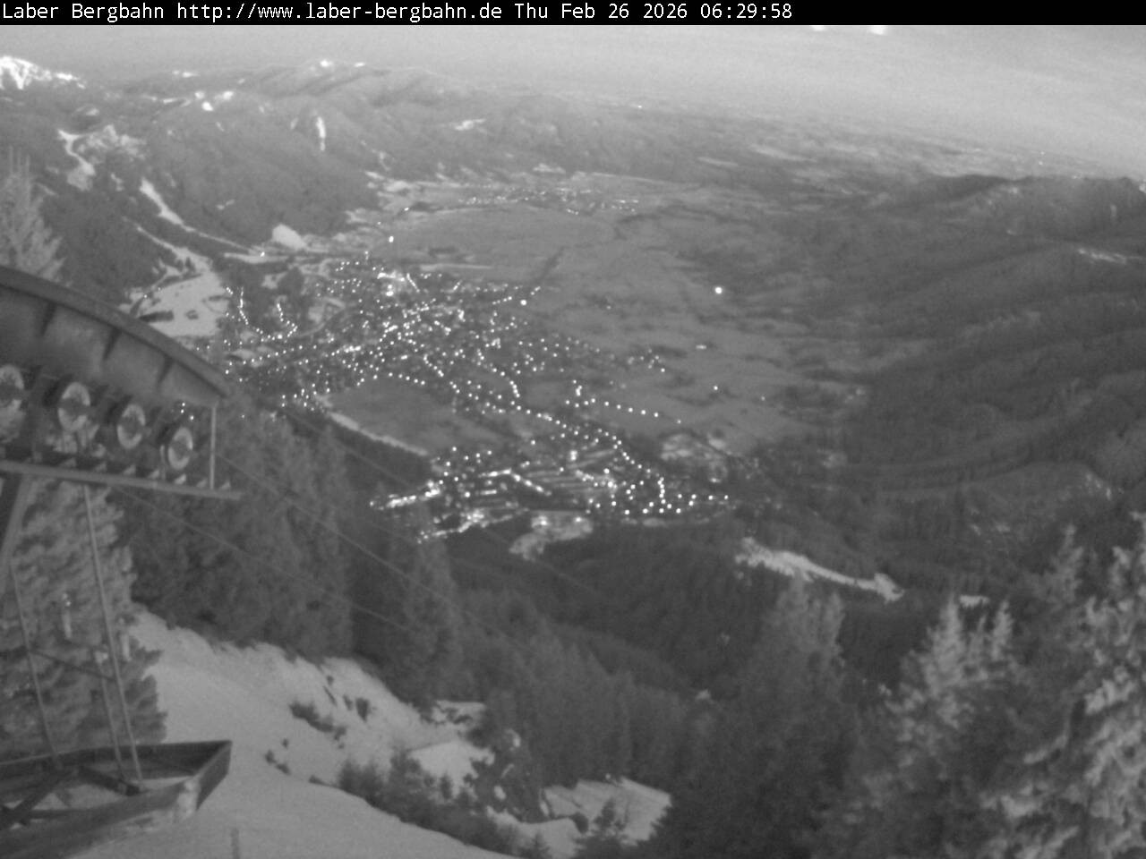 Archived image Webcam View of Oberammergau (Laber Bahn mountain station)