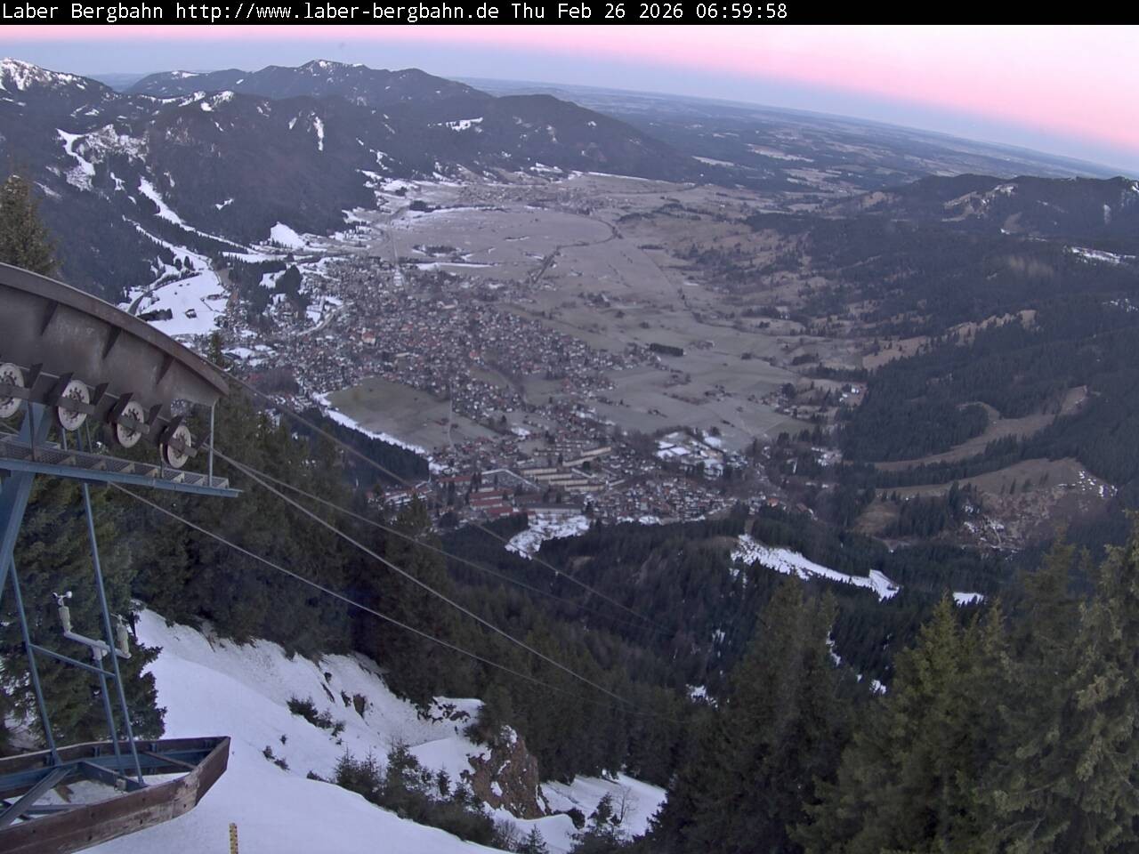 Archived image Webcam View of Oberammergau (Laber Bahn mountain station)