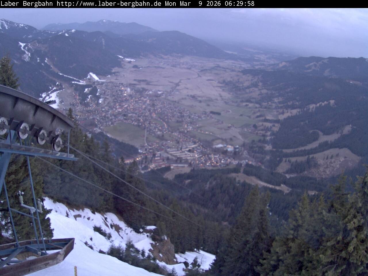 Archiv Foto Webcam Blick auf Oberammergau (Laber Bahn Bergstation)