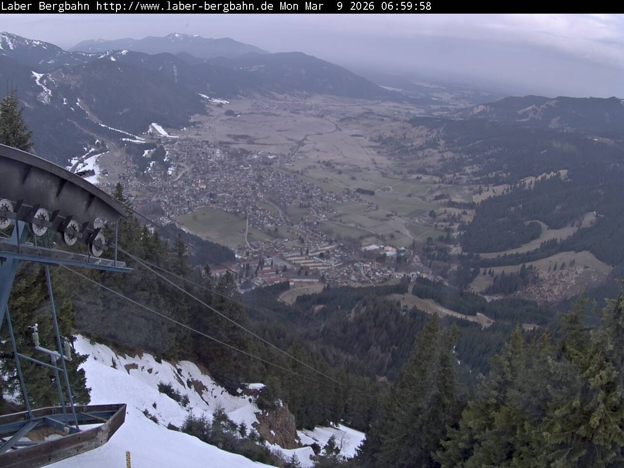 Archiv Foto Webcam Blick auf Oberammergau (Laber Bahn Bergstation)