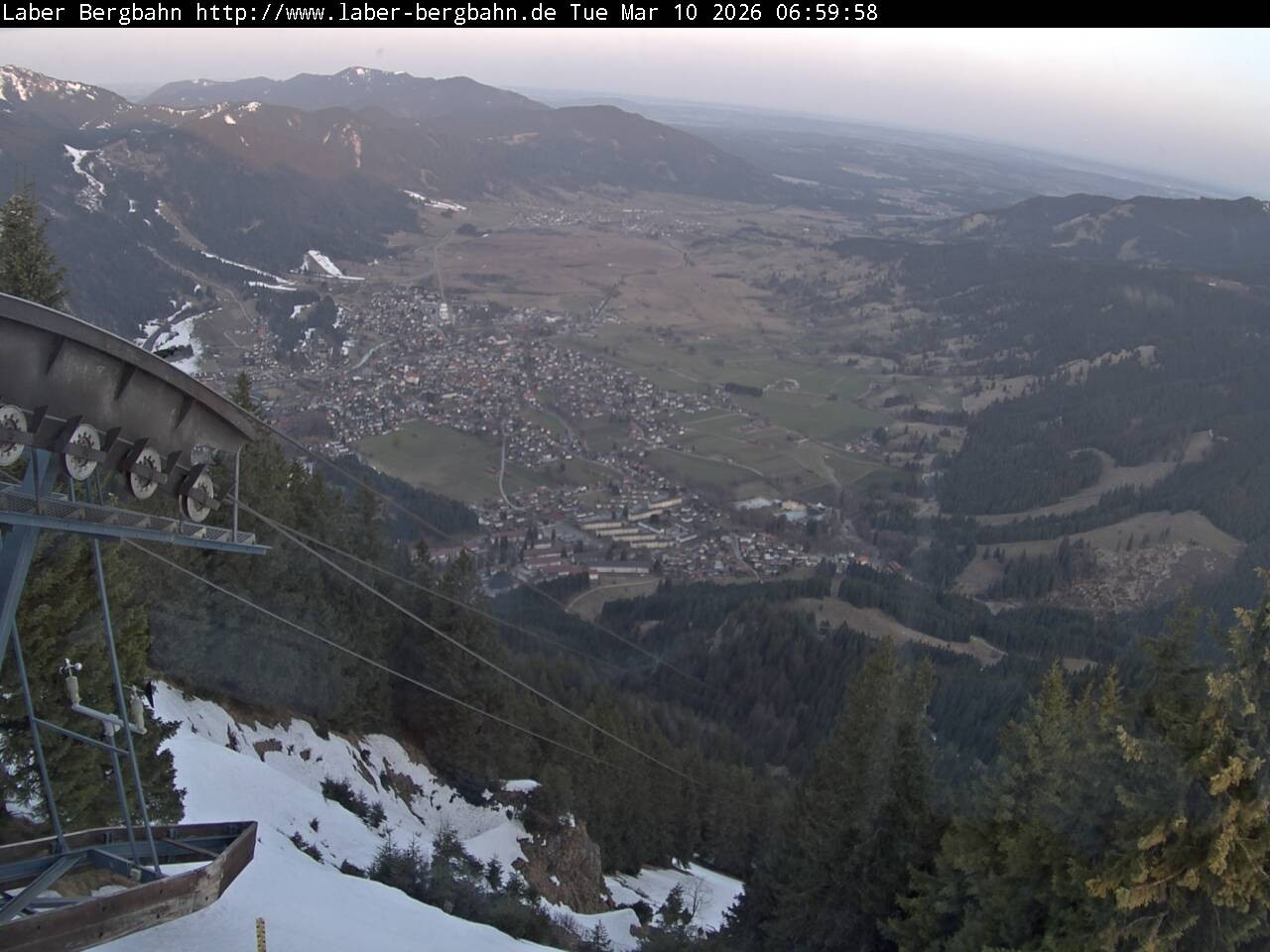 Archiv Foto Webcam Blick auf Oberammergau (Laber Bahn Bergstation)