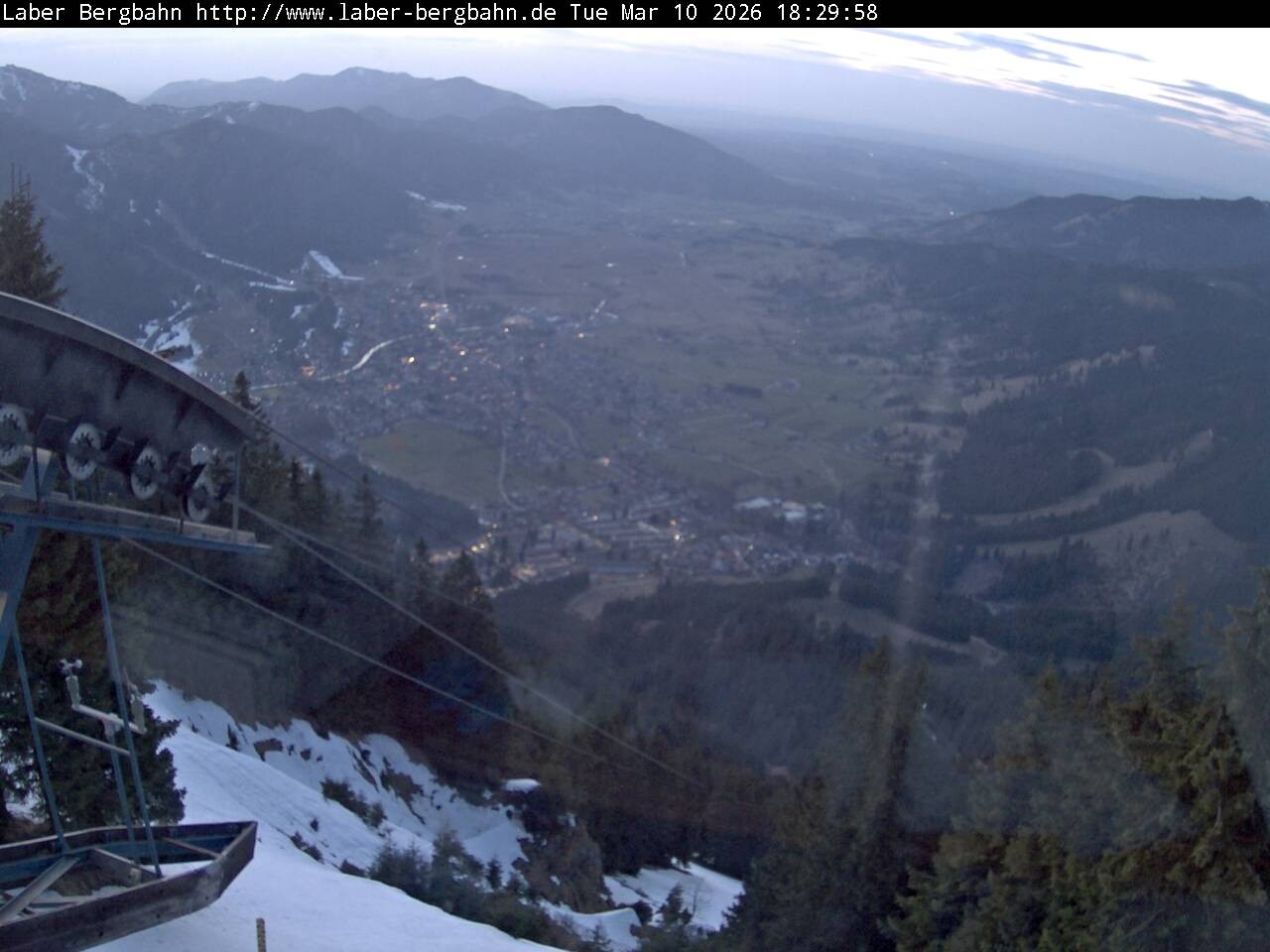 Archiv Foto Webcam Blick auf Oberammergau (Laber Bahn Bergstation)