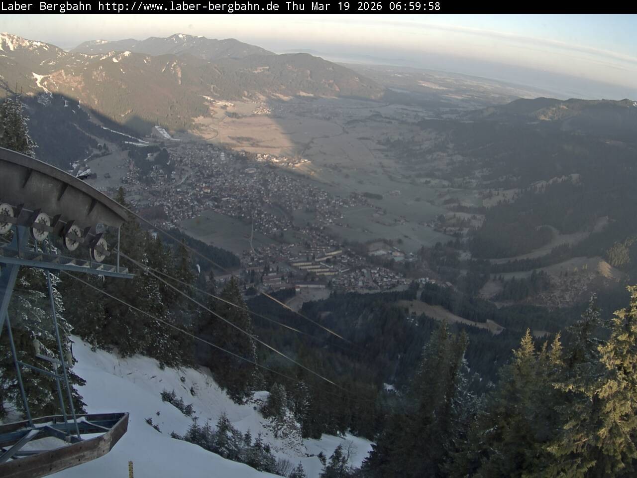 Archived image Webcam View of Oberammergau (Laber Bahn mountain station)