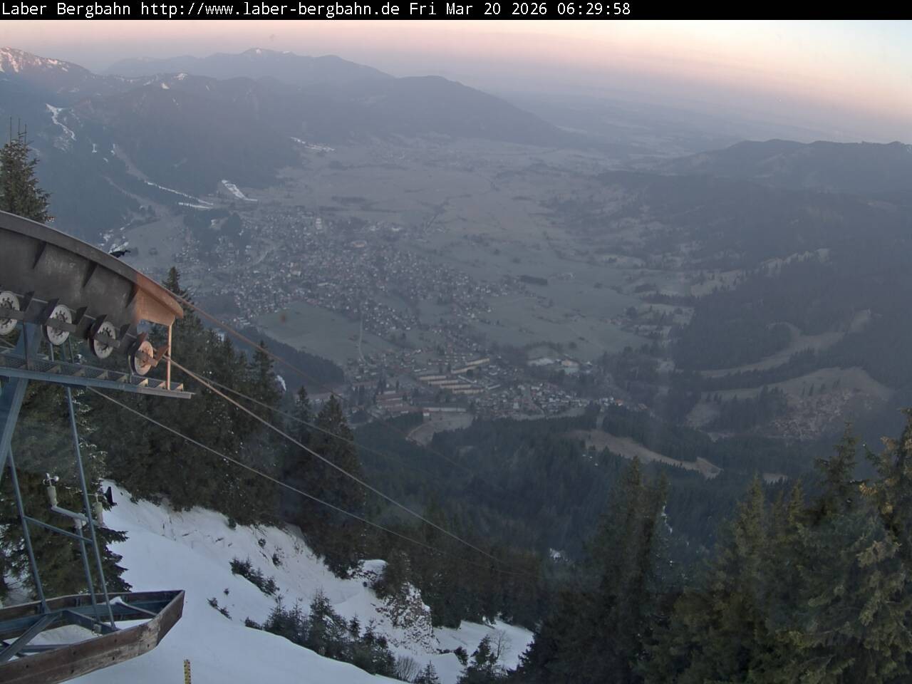 Archiv Foto Webcam Blick auf Oberammergau (Laber Bahn Bergstation)