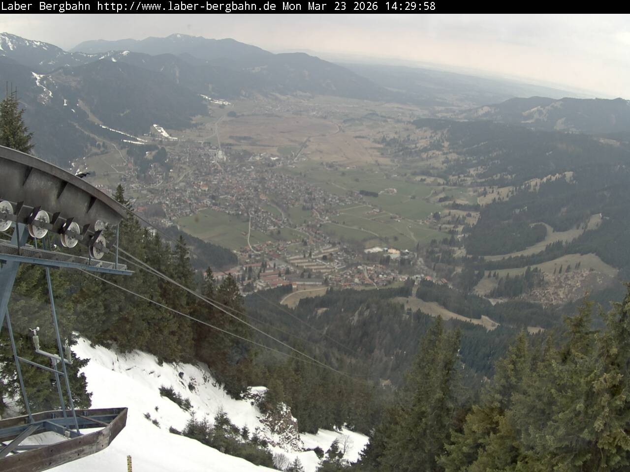 Archived image Webcam View of Oberammergau (Laber Bahn mountain station)
