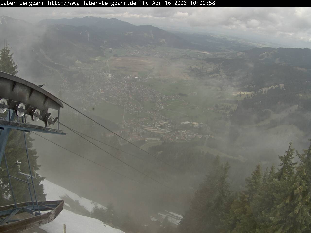 Archived image Webcam View of Oberammergau (Laber Bahn mountain station)