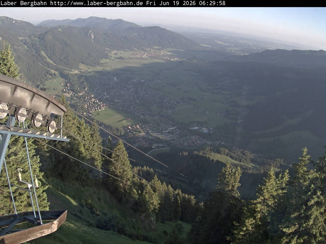 Archiv Foto Webcam Blick auf Oberammergau (Laber Bahn Bergstation)