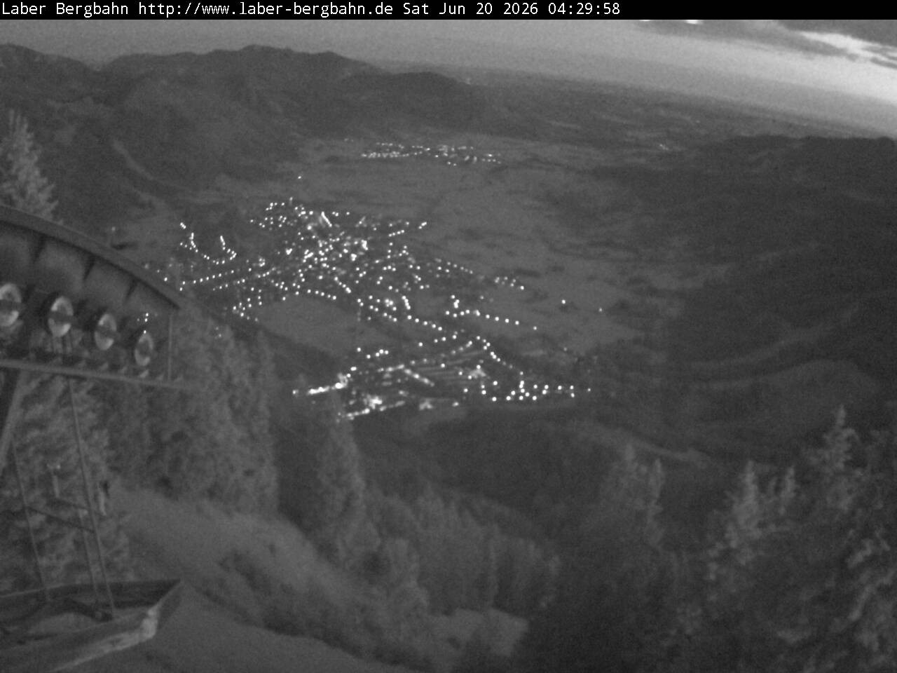 Archiv Foto Webcam Blick auf Oberammergau (Laber Bahn Bergstation)