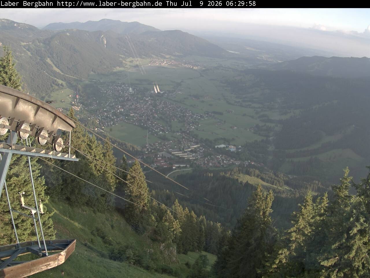 Archived image Webcam View of Oberammergau (Laber Bahn mountain station)