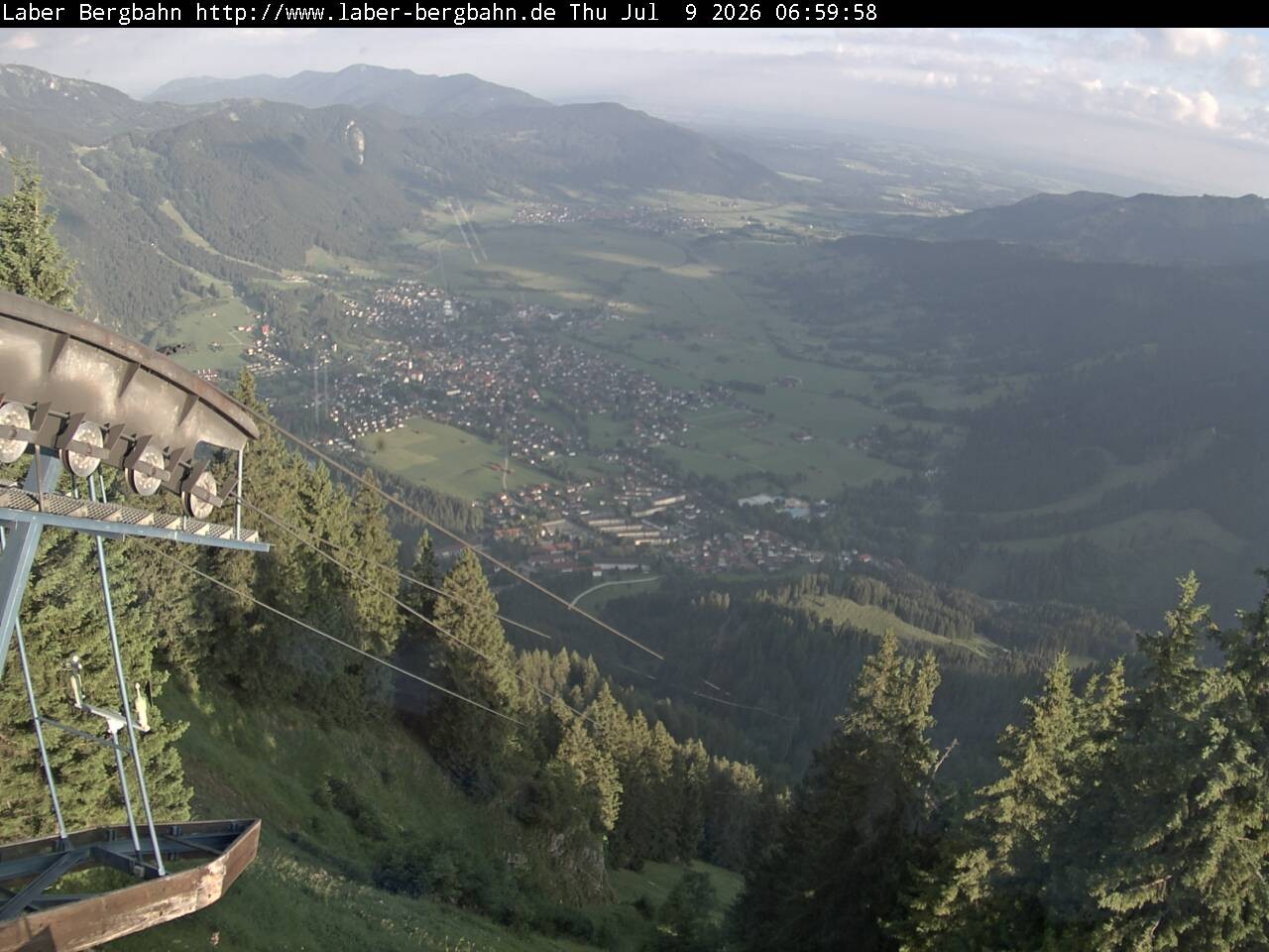 Archived image Webcam View of Oberammergau (Laber Bahn mountain station)