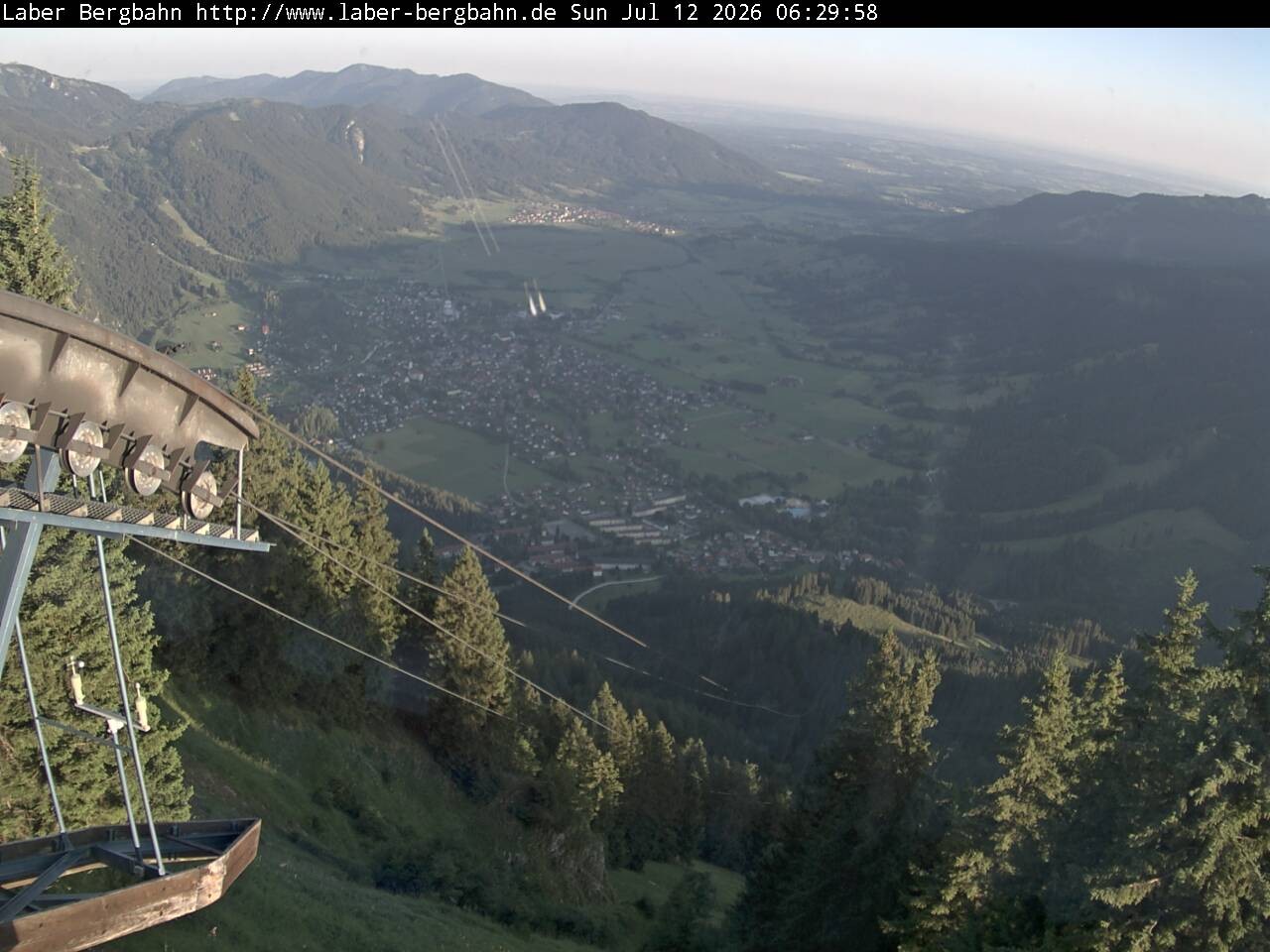 Archived image Webcam View of Oberammergau (Laber Bahn mountain station)