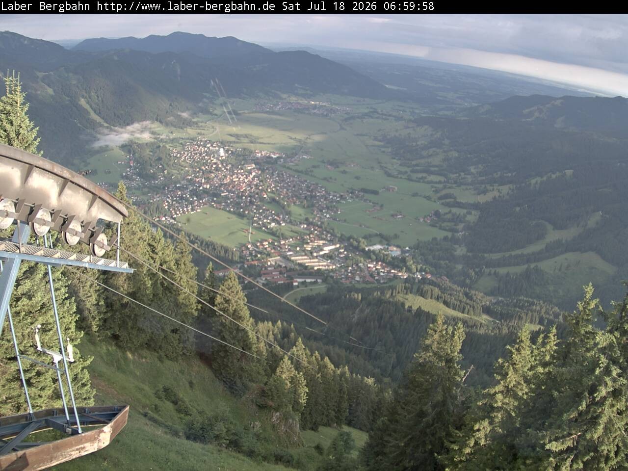 Archived image Webcam View of Oberammergau (Laber Bahn mountain station)