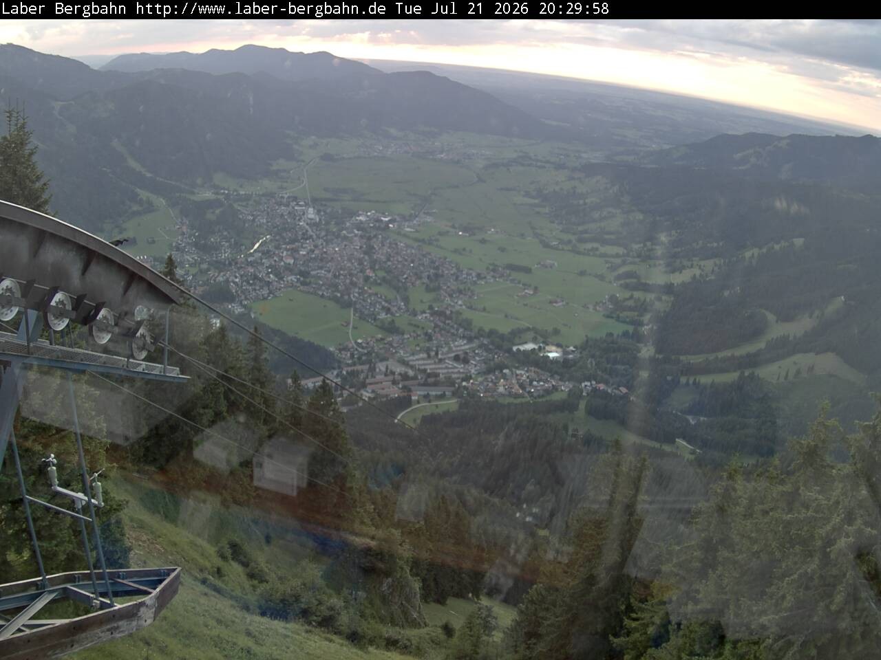 Archiv Foto Webcam Blick auf Oberammergau (Laber Bahn Bergstation)