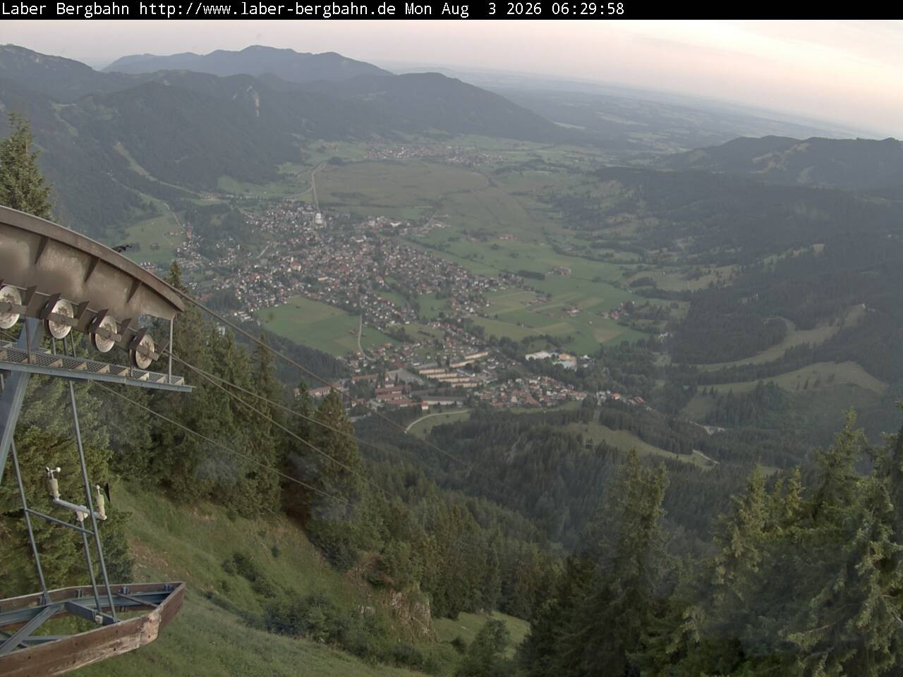 Archived image Webcam View of Oberammergau (Laber Bahn mountain station)