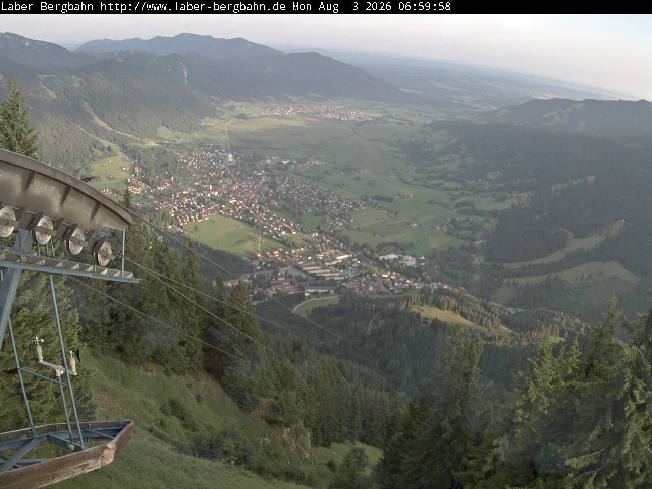 Archived image Webcam View of Oberammergau (Laber Bahn mountain station)