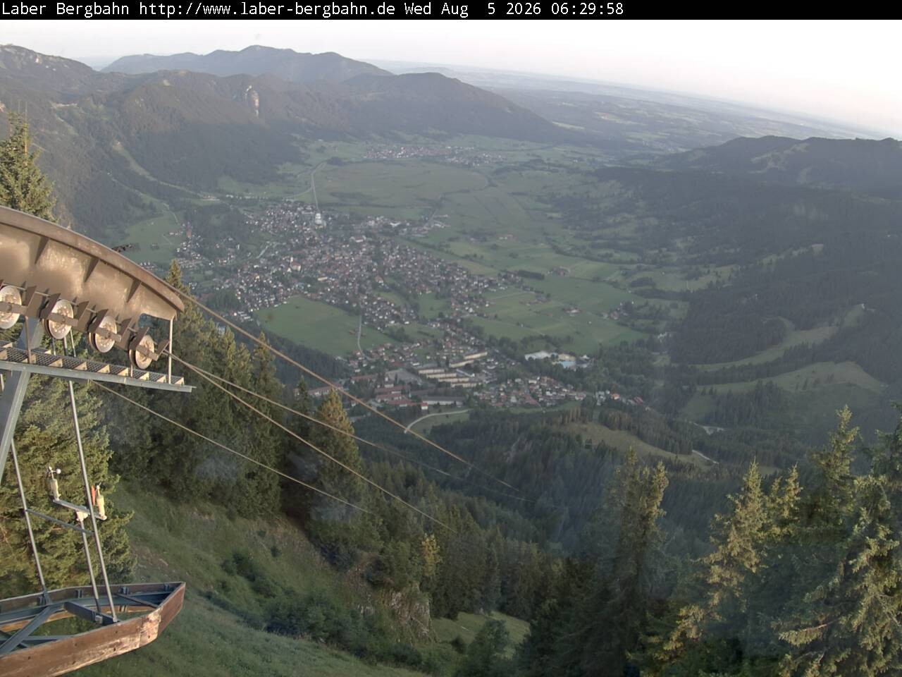 Archived image Webcam View of Oberammergau (Laber Bahn mountain station)